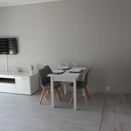 Sea Apartment *